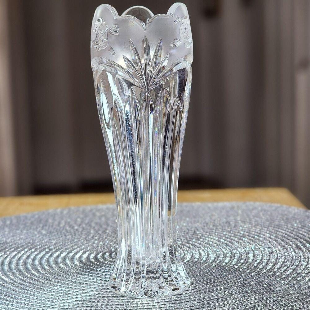 Vintage Oneida Crystal‎ Southern Garden Flower Bud Vase 7"x2.2" 1992 Germany